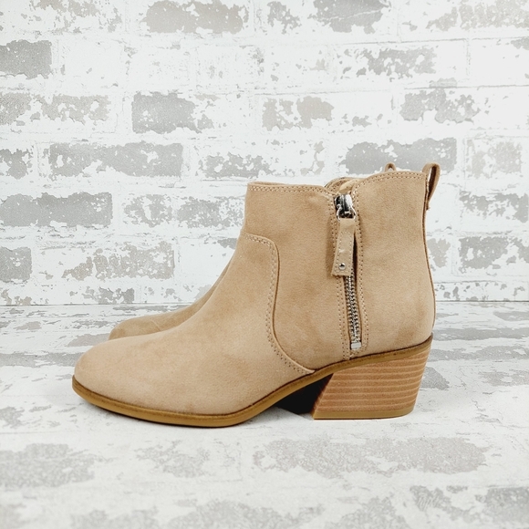 Dr. Scholl's Shoes - NEW Dr. Scholl's Lawless Tan Leather Slip On Block Heel Ankle Booties F896